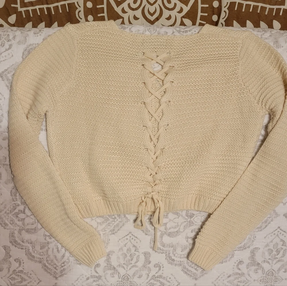 Sweater - Picture 2 of 3